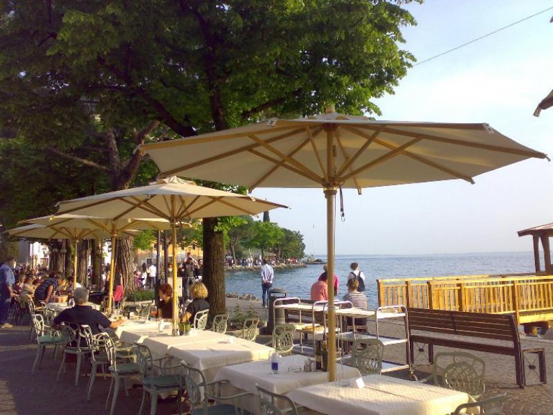 Drveni suncobran Dolomiti