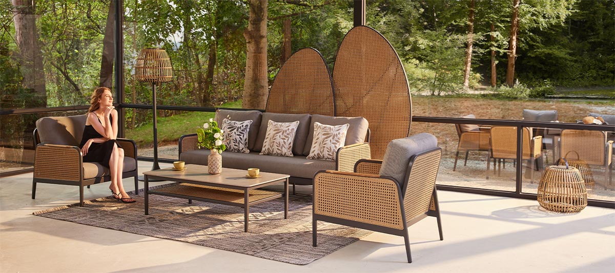 Solarna svjetiljka Mona