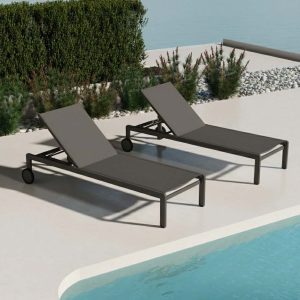 slika ležalnika v ambientu